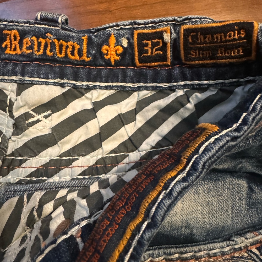 Rock Revival Jeans
Like new